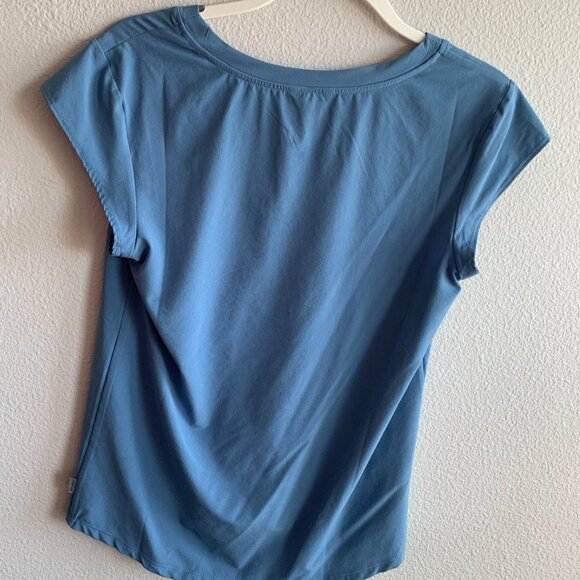 Eddie Bauer xs lightweight stretchy short sleeve shirt - Picture 4 of 6